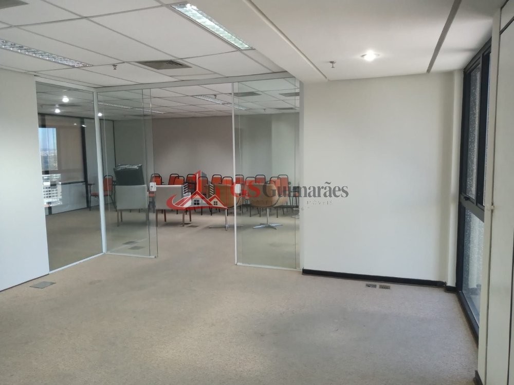 Conjunto Comercial Station Square - Alphaville