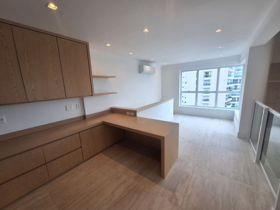 Apartamento Alto Padr�o - Aluguel - Alphaville Empresarial - Barueri - SP