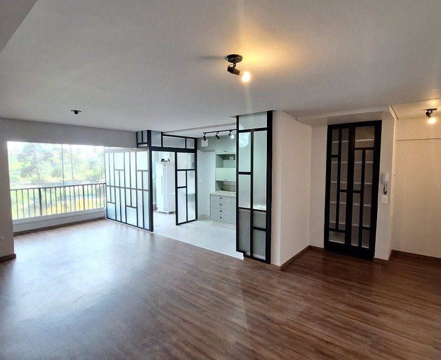 Apartamento Alto Padro - Aluguel - Alphaville Empresarial - Barueri - SP